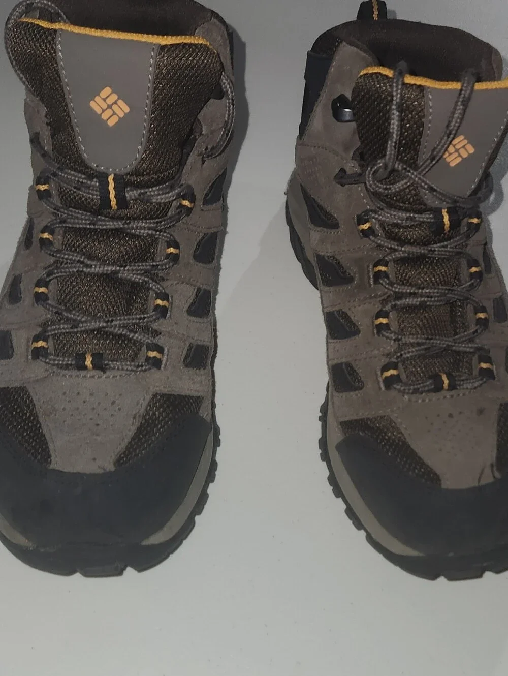 Columbia Men's Crestwood Waterproof Hiking Boot Size 8.5